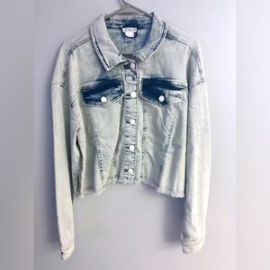 Women’s Jean Jacket Size XL